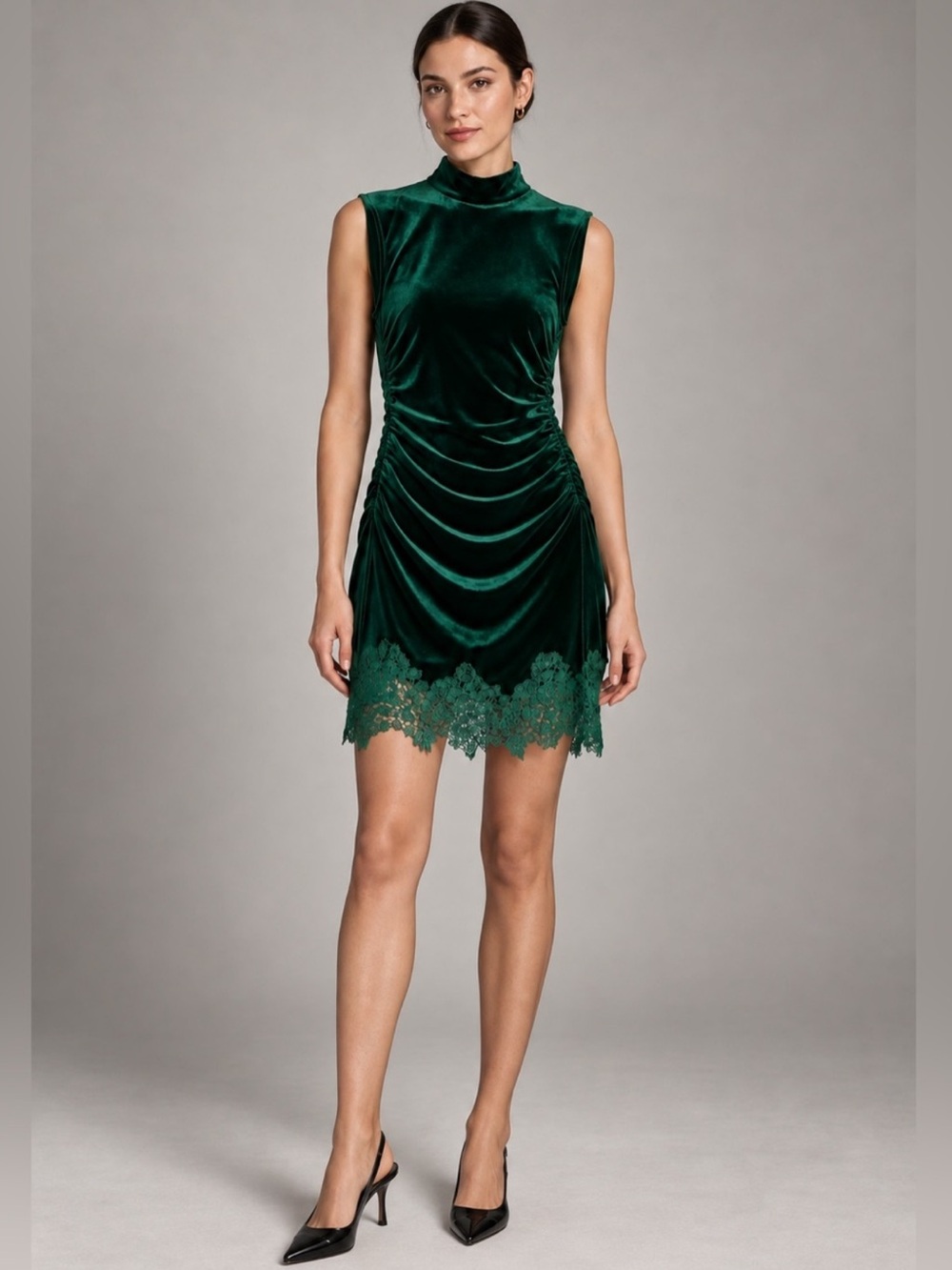 Commense Sleeveless Green Velvet Lace-Hem Bodycon Dress